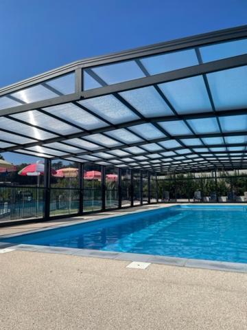 Camping Le Ruisseau Saint-André-de-Seignaux Exteriör bild