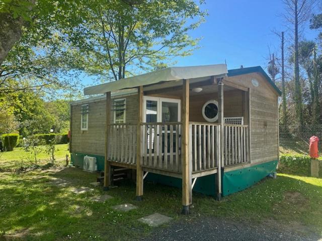 Camping Le Ruisseau Saint-André-de-Seignaux Exteriör bild