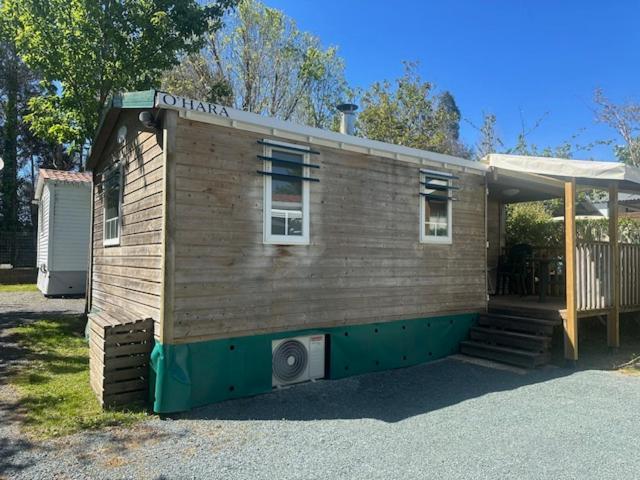 Camping Le Ruisseau Saint-André-de-Seignaux Exteriör bild